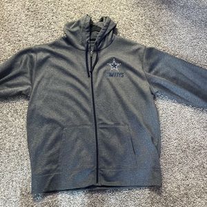 Size: XL Material: Polyester